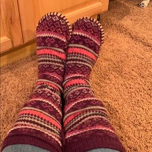 Warm knit slippers